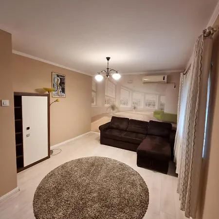 Apartment Herastrau In Bucharest