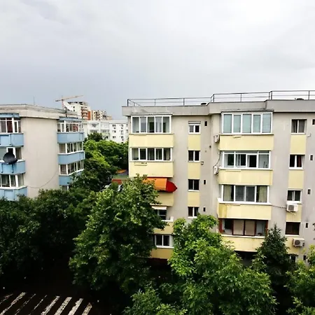 Appartamento Herastrau In *